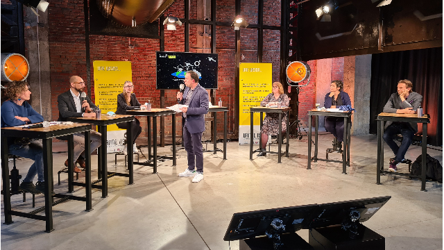 350 personnes  présentes au lancement de la bande KA 